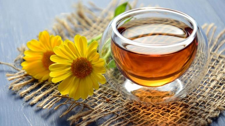عسل برای درمان سرماخوردگی موثرتر از آنتی بیوتیک‌ها است