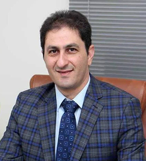دکتر ابراهیم حاجی زاده متخصص قلب و عروق 