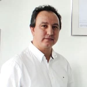 دکتر ایرج یزدانفر