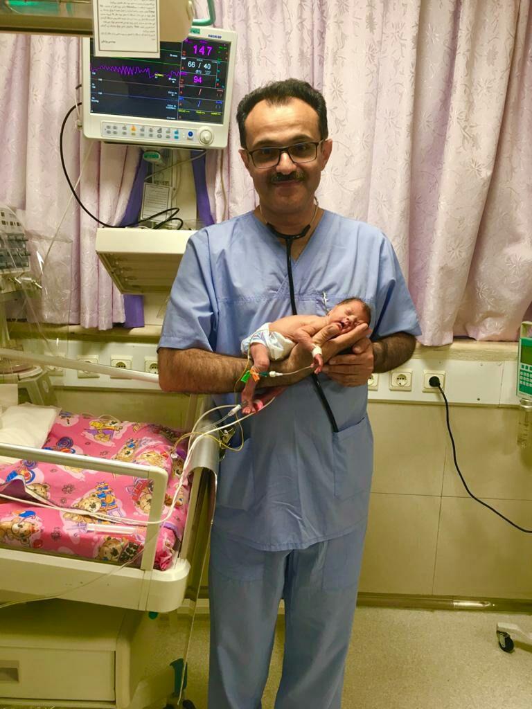 دکتر امیر قاضی حسینی بورد تخصصی کودکان و نوزادان