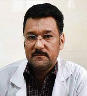 دکتر محمدصادق محمدزاده جراح و متخصص چشم